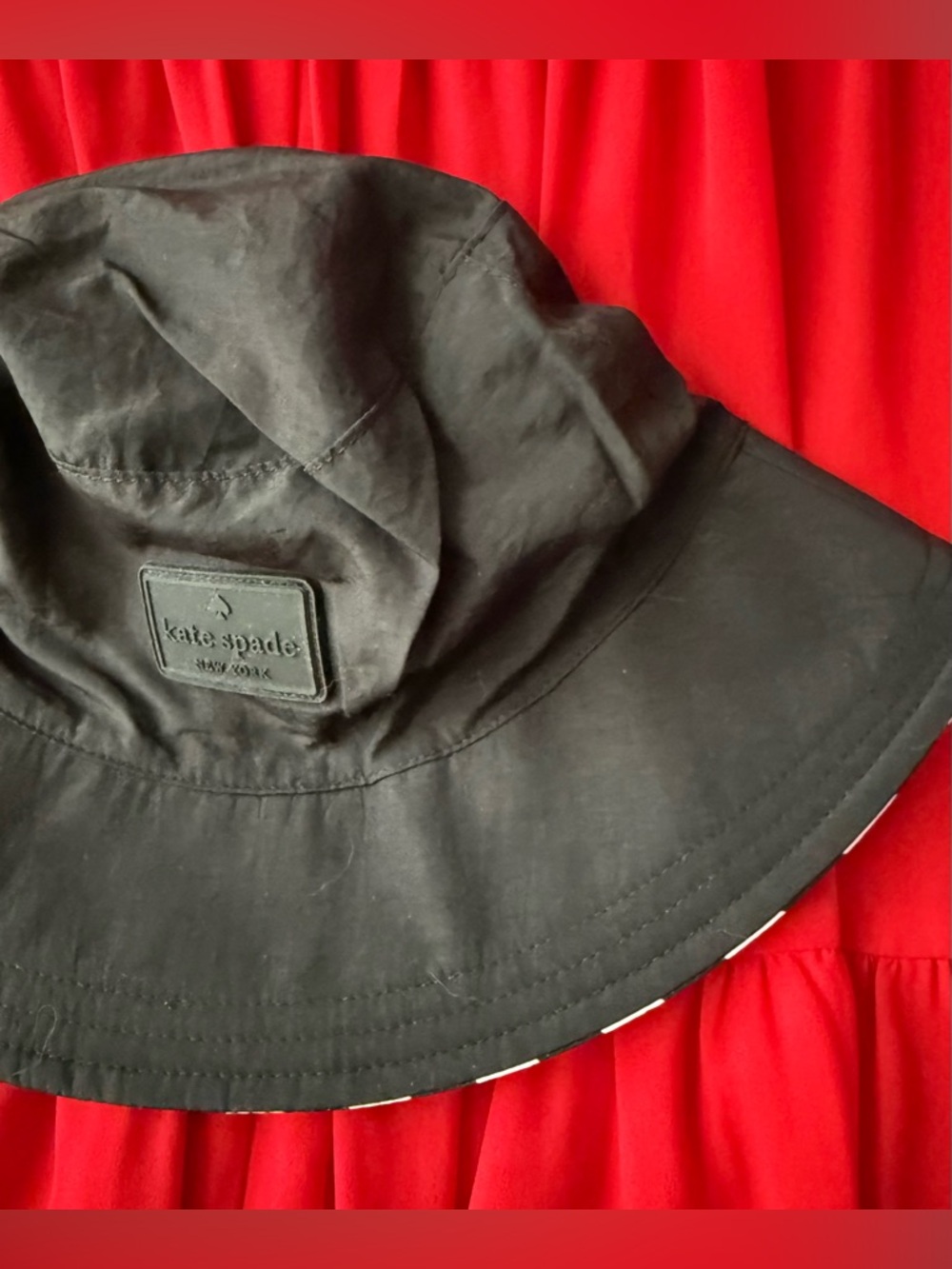 NWT Kate Spade Reversible Awning Stripe Bucket Hat - Picture 8 of 9